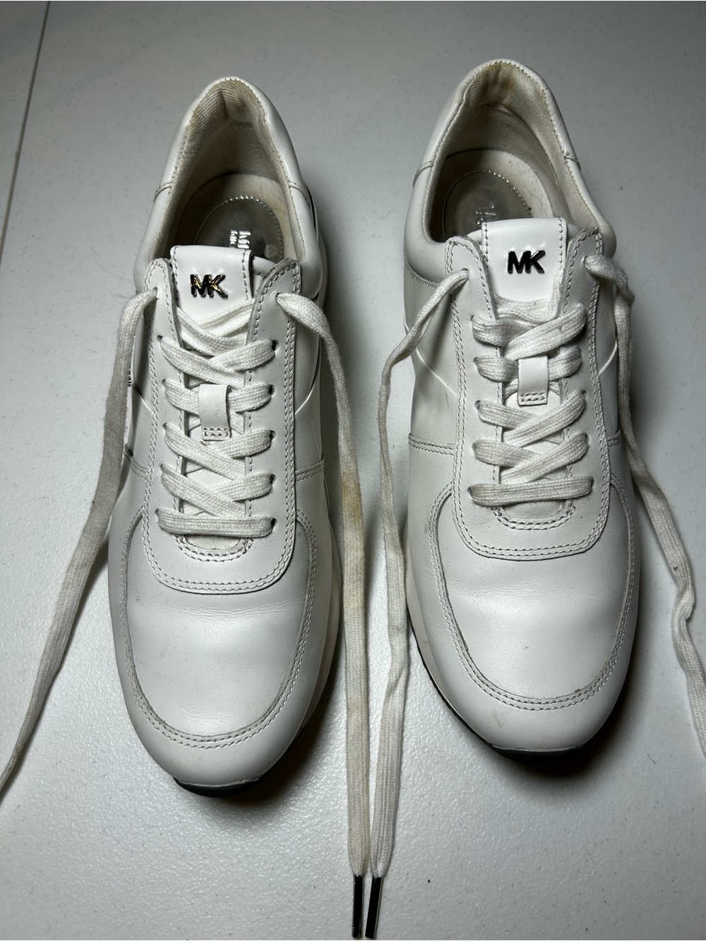 Michael Kors women’s size 9 White Leather Sneakers